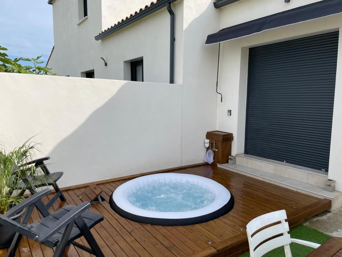 Appartement Avec Spa-Avril A Sept-Camargue 4 Personnes Saint-Laurent-dʼAigouze Екстериор снимка