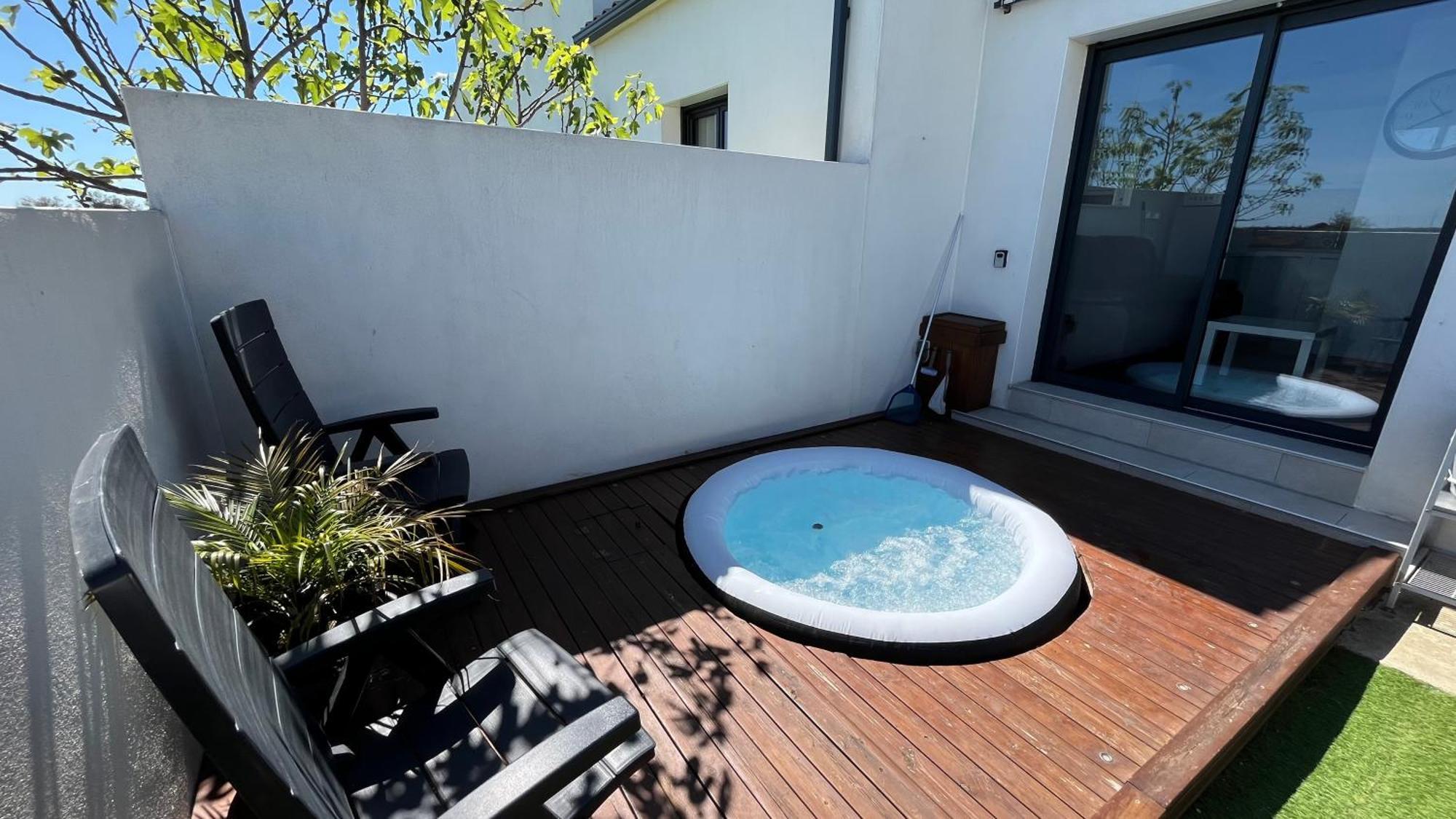 Appartement Avec Spa-Avril A Sept-Camargue 4 Personnes Saint-Laurent-dʼAigouze Екстериор снимка